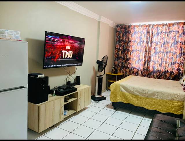 BEDROOM APARTMENT FOR SALE IN SOUTH BEACH